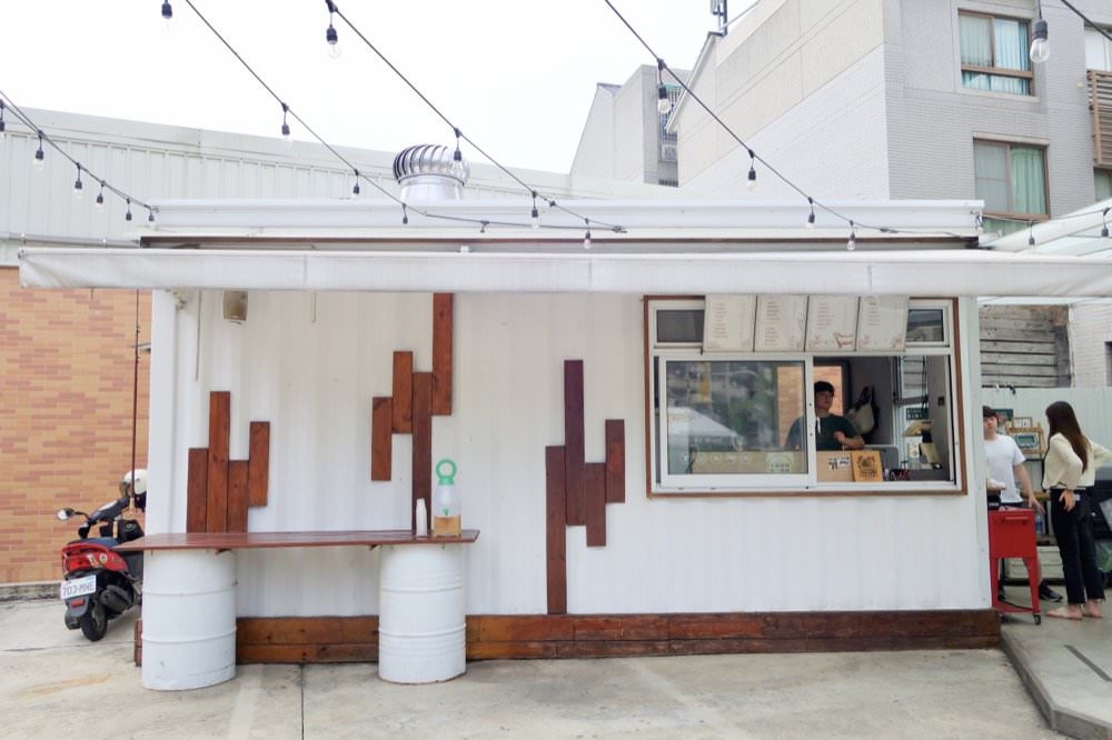 食久。茶事｜台中大里美食-超美玻璃貨櫃屋咖啡廳、美味下午茶｜台中餐廳推薦