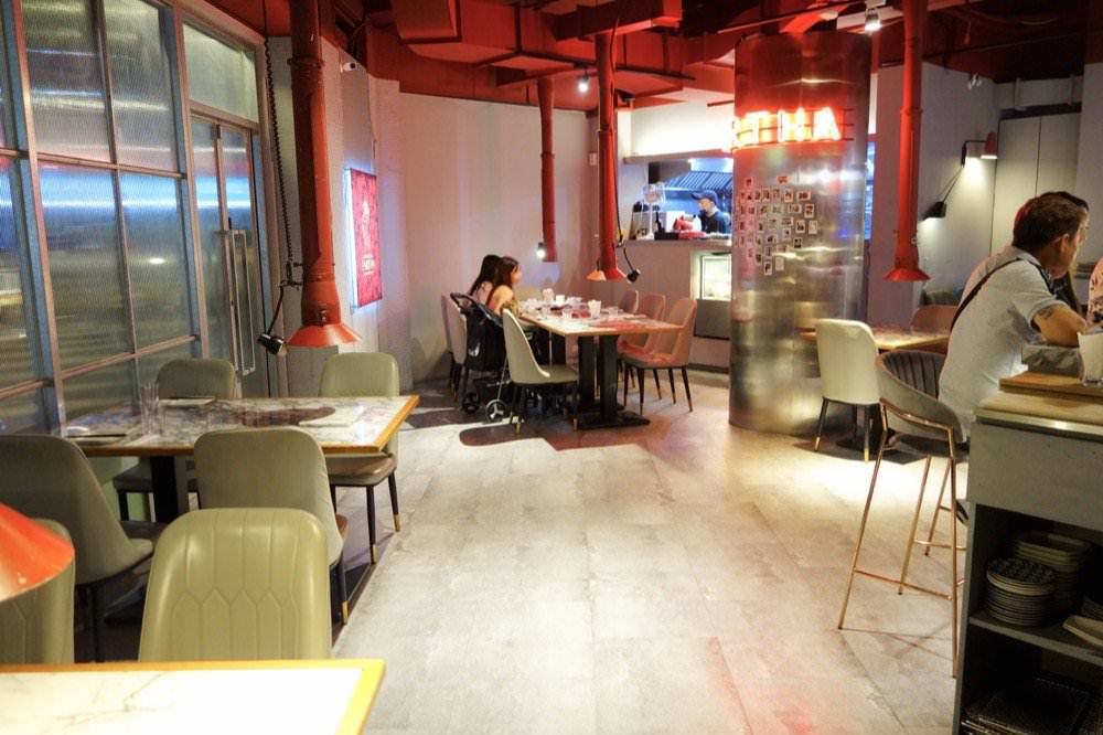 台中燒肉推薦｜EARTHA燒肉餐酒館，令人驚豔高質感美味！大推薦日本A5和牛、西班牙伊比利豬