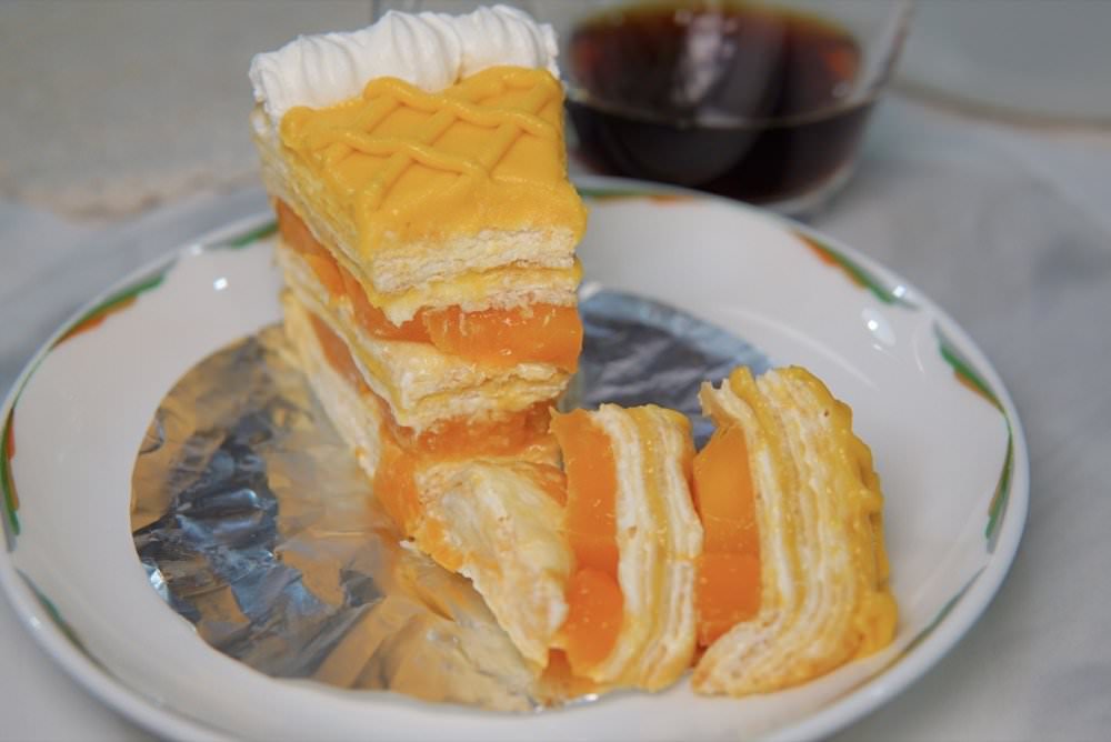 台中蛋糕推薦｜2度C NiGuo倪菓手作千層蛋糕，30層以上超好吃芋頭千層、新鮮芒果蛋糕｜台中公益路美食甜點