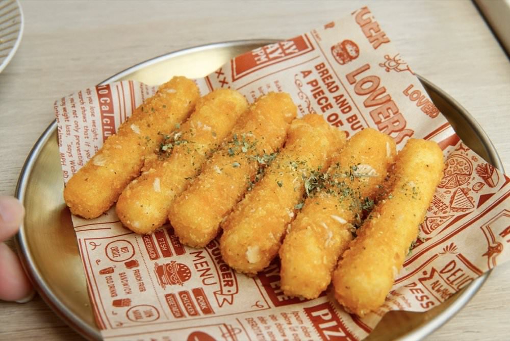 食久。茶事｜台中大里美食-超美玻璃貨櫃屋咖啡廳、美味下午茶｜台中餐廳推薦