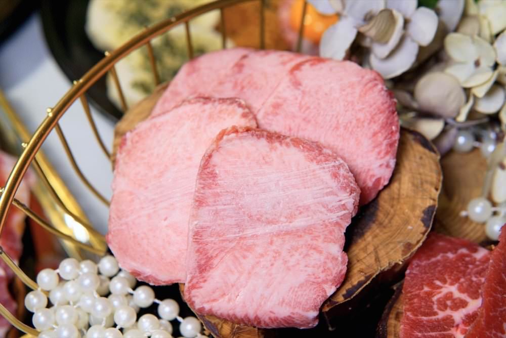 台中燒肉推薦｜EARTHA燒肉餐酒館，令人驚豔高質感美味！大推薦日本A5和牛、西班牙伊比利豬