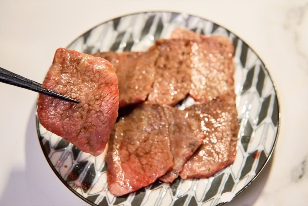 台中燒肉推薦｜EARTHA燒肉餐酒館，令人驚豔高質感美味！大推薦日本A5和牛、西班牙伊比利豬