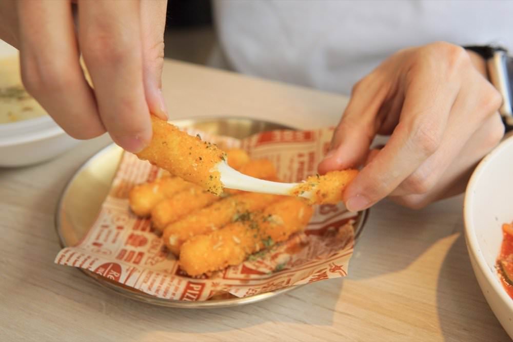 食久。茶事｜台中大里美食-超美玻璃貨櫃屋咖啡廳、美味下午茶｜台中餐廳推薦