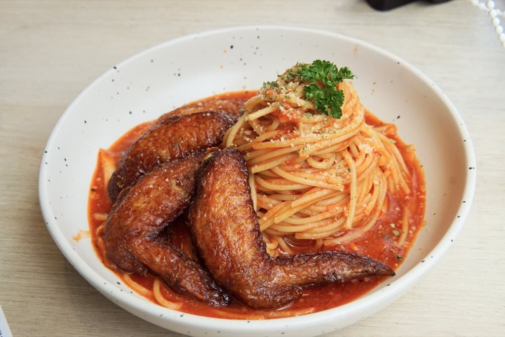 食久。茶事｜台中大里美食-超美玻璃貨櫃屋咖啡廳、美味下午茶｜台中餐廳推薦