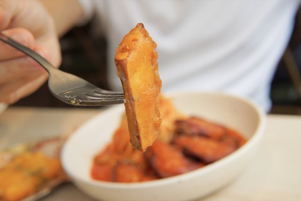 食久。茶事｜台中大里美食-超美玻璃貨櫃屋咖啡廳、美味下午茶｜台中餐廳推薦