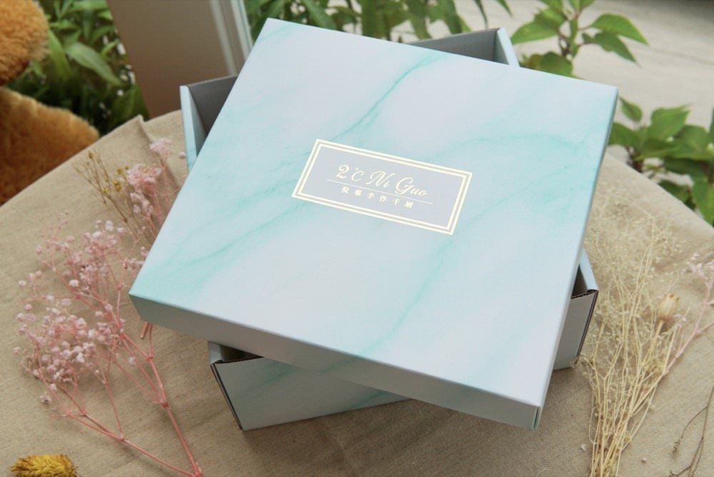 台中蛋糕推薦｜2度C NiGuo倪菓手作千層蛋糕，30層以上超好吃芋頭千層、新鮮芒果蛋糕｜台中公益路美食甜點