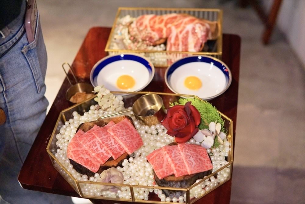 台中燒肉推薦｜EARTHA燒肉餐酒館，令人驚豔高質感美味！大推薦日本A5和牛、西班牙伊比利豬