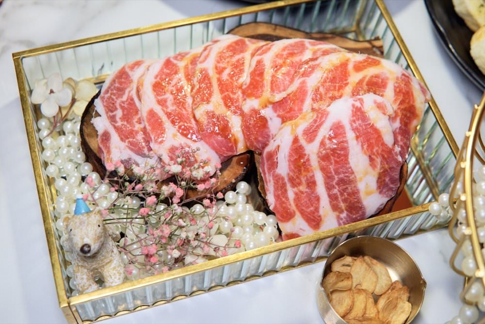 台中燒肉推薦｜EARTHA燒肉餐酒館，令人驚豔高質感美味！大推薦日本A5和牛、西班牙伊比利豬