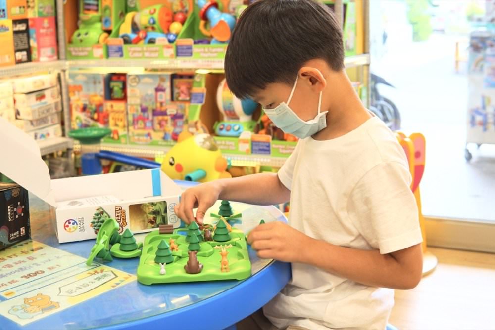 諾貝兒益智玩具租借專賣店(竹北東元門市)－超豐富STEAM玩具、聲光玩具、大型玩具健力架租借＆桌遊親子玩樂好去處！新竹玩具推薦