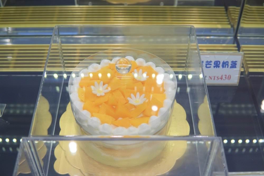 台中蛋糕推薦｜2度C NiGuo倪菓手作千層蛋糕，30層以上超好吃芋頭千層、新鮮芒果蛋糕｜台中公益路美食甜點