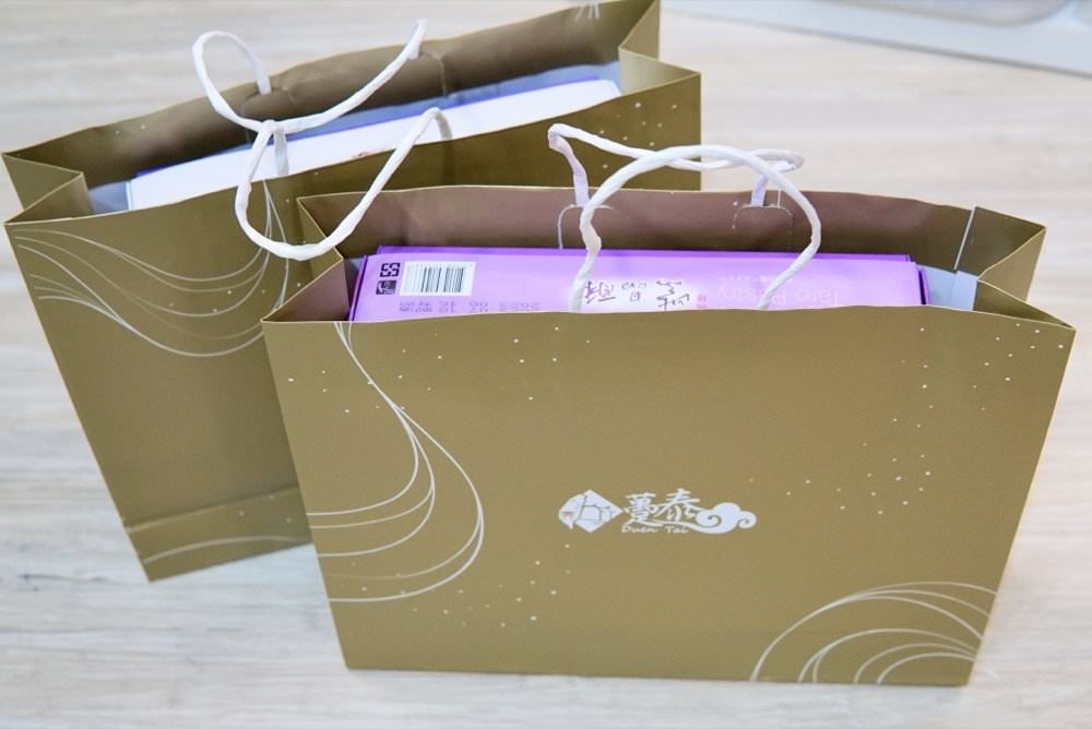 台中十大伴手禮-大甲名產躉泰流芯酥、紫晶酥開箱!榮獲米其林食品評鑑的好吃年節禮盒、台中特色伴手禮推薦! - 第4張圖 台中十大伴手禮-大甲名產躉泰流芯酥、紫晶酥開箱!榮獲米其林食品評鑑的好吃年節禮盒、台中特色伴手禮推薦!