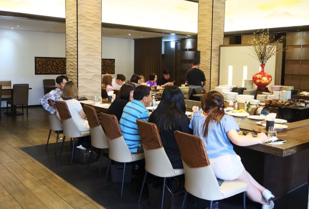 明水然松山慶城店｜台北無菜單鐵板燒餐廳推薦−新鮮龍蝦、鮑魚、菲力牛排必吃美味饗宴！慶生約會好店連藝人、名人都來這吃！