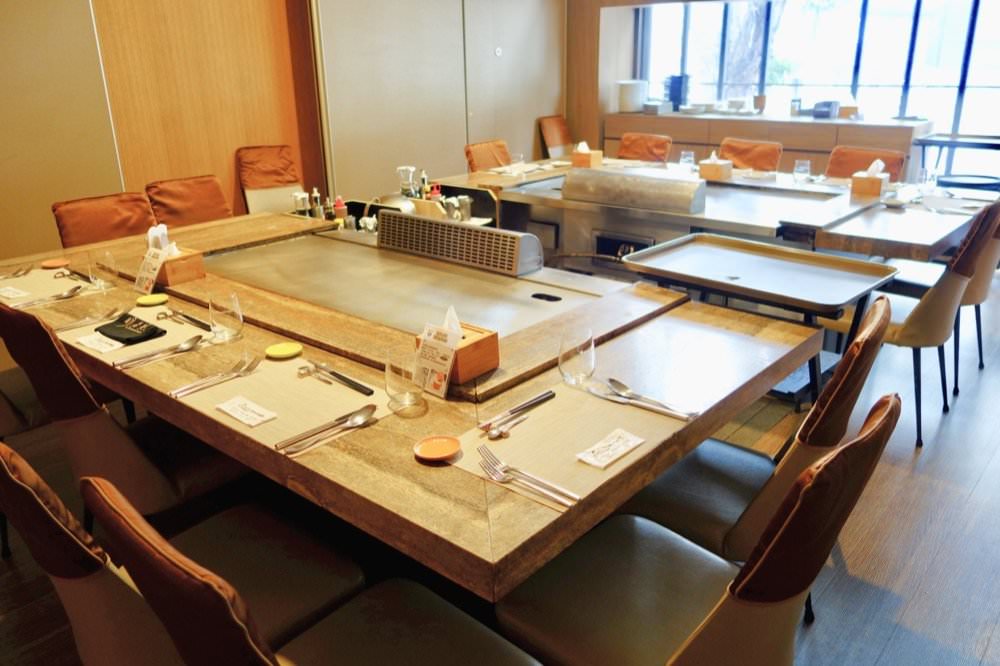 明水然松山慶城店｜台北無菜單鐵板燒餐廳推薦−新鮮龍蝦、鮑魚、菲力牛排必吃美味饗宴！慶生約會好店連藝人、名人都來這吃！