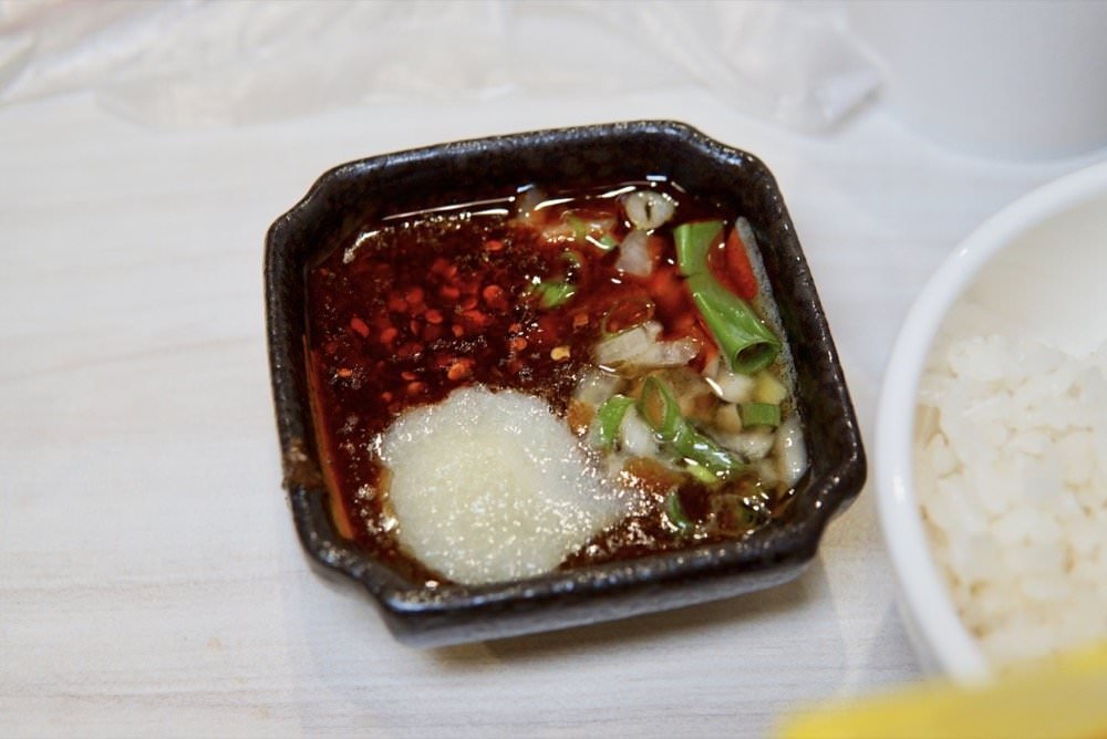 中壢火鍋推薦【最潮台味狂一鍋】新上市燒酒烏骨雞蛤蜊鍋超好吃！獨家桌邊爆炒噴火秀(中壢中山東店)