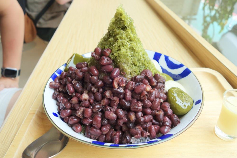 春美冰菓室｜宇治金時冰、傳統糖水豆花、黑糖刨冰、手打杏仁，國外遊客超愛連日本藝人都造訪的台北冰店推薦！