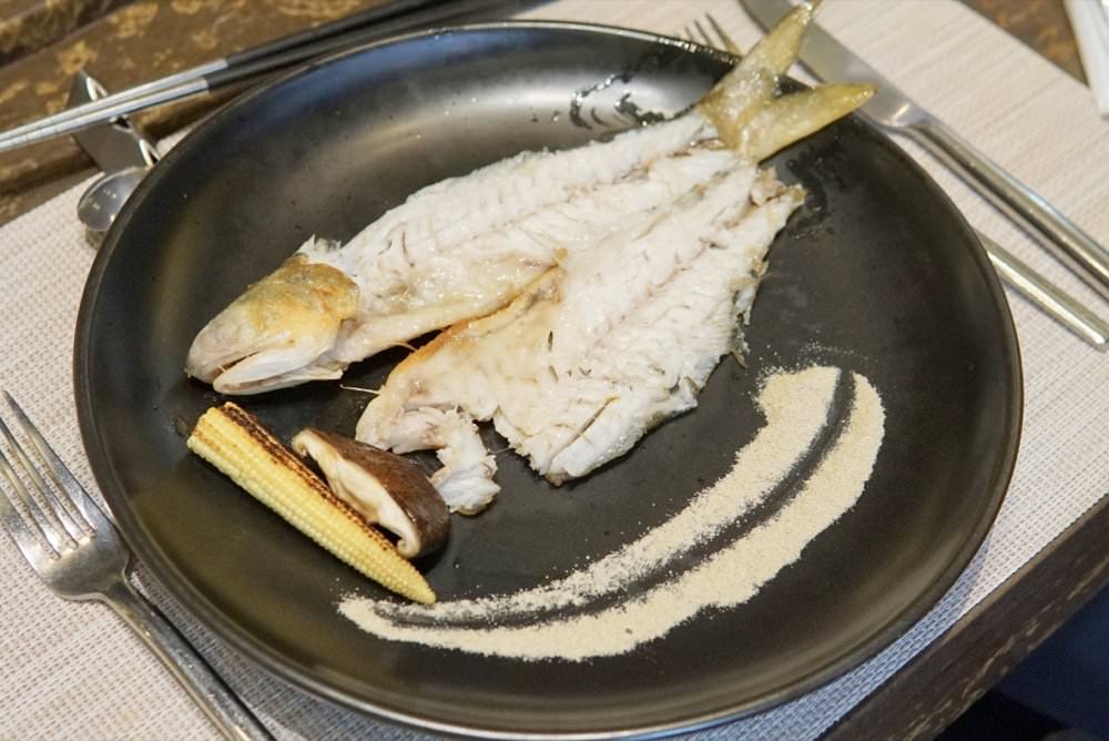 明水然松山慶城店｜台北無菜單鐵板燒餐廳推薦−新鮮龍蝦、鮑魚、菲力牛排必吃美味饗宴！慶生約會好店連藝人、名人都來這吃！