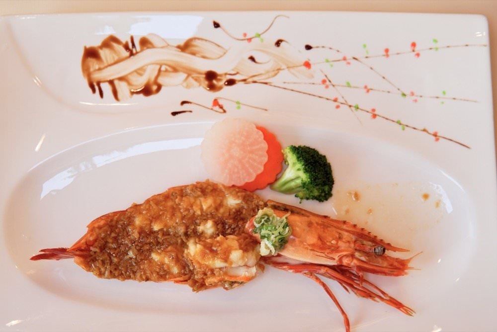 新北無菜單料理推薦【鳶山紅樓】知名飯店行政主廚執掌極品美味！三峽景觀餐廳賞花看夕陽、遠眺大漢溪