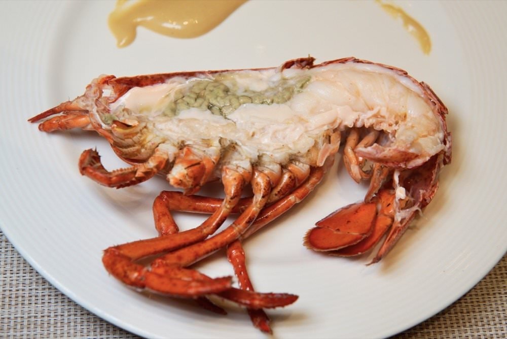 明水然松山慶城店｜台北無菜單鐵板燒餐廳推薦−新鮮龍蝦、鮑魚、菲力牛排必吃美味饗宴！慶生約會好店連藝人、名人都來這吃！