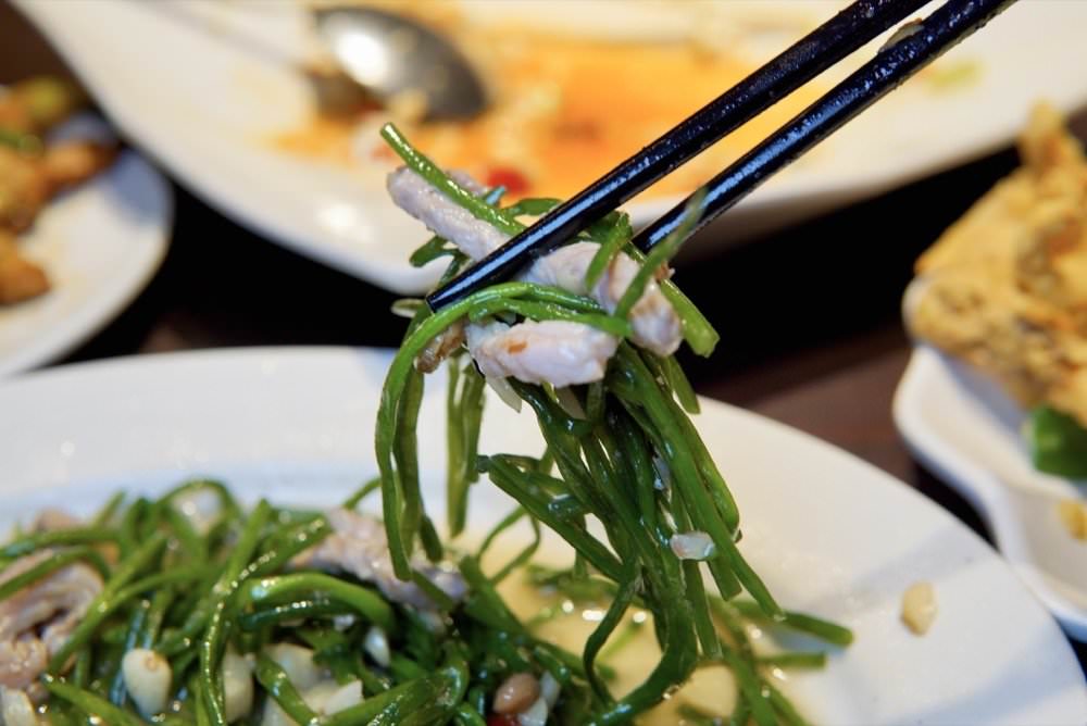 桃園合菜餐廳推薦【大楊梅鵝莊創始店】創立36年楊梅客家餐廳,必吃鄉村土鵝肉、咖哩軟殼蟹!楊梅美食/楊梅合菜推薦 - 第43張圖 桃園合菜餐廳推薦【大楊梅鵝莊創始店】創立36年楊梅客家餐廳,必吃鄉村土鵝肉、咖哩軟殼蟹!楊梅美食/楊梅合菜推薦