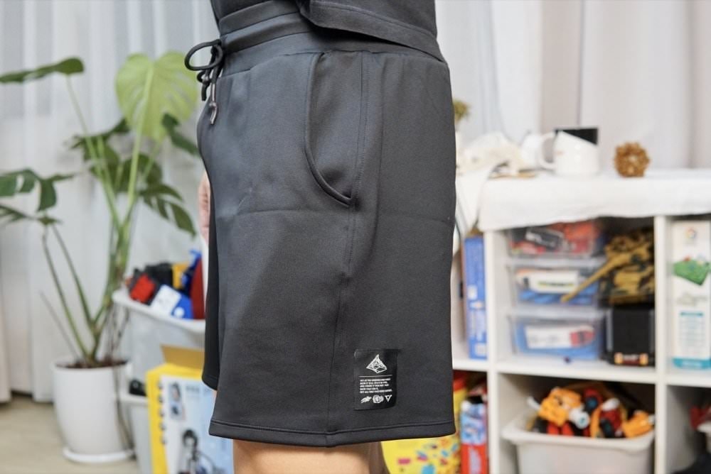 男生運動短褲推薦|版型帥氣好穿的VERVE Pound The Rock AIRtx™ 太空機能短褲( LIONEERS x DEBE x VERVE 三方聯名) - 第8張圖 男生運動短褲推薦|版型帥氣好穿的VERVE Pound The Rock AIRtx™ 太空機能短褲( LIONEERS x DEBE x VERVE 三方聯名)