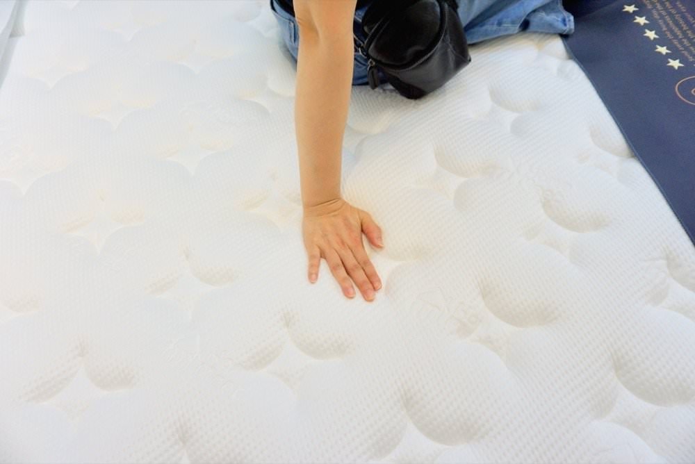 桃園家具推薦！超好逛的H&D東稻家居桃園門市－Homemeet床墊、米卡沙發、懶人必買電動床推薦！