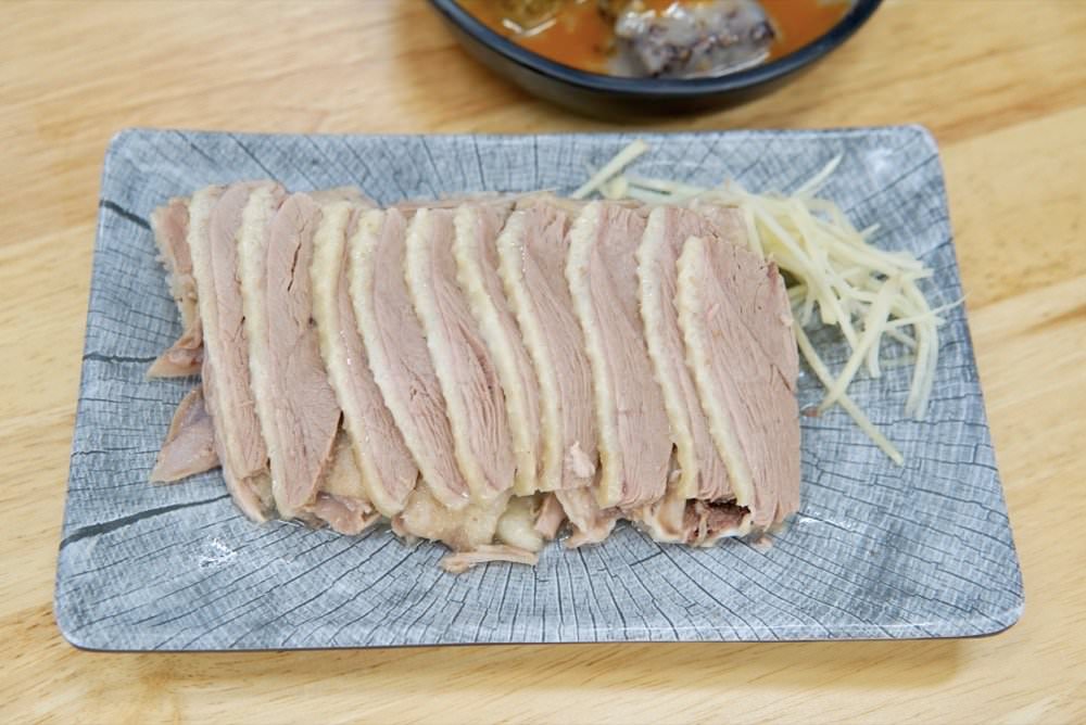 鵝師兄舒肥鵝肉專賣店|必點好吃舒肥嫩鵝肉、紅油炒手、麻辣鴨血、各式滷味小點|平鎮中壢鵝肉店推薦! - 第16張圖 鵝師兄舒肥鵝肉專賣店|必點好吃舒肥嫩鵝肉、紅油炒手、麻辣鴨血、各式滷味小點|平鎮中壢鵝肉店推薦!
