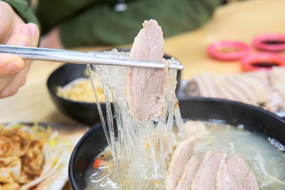 鵝師兄舒肥鵝肉專賣店|必點好吃舒肥嫩鵝肉、紅油炒手、麻辣鴨血、各式滷味小點|平鎮中壢鵝肉店推薦! - 第30張圖 鵝師兄舒肥鵝肉專賣店|必點好吃舒肥嫩鵝肉、紅油炒手、麻辣鴨血、各式滷味小點|平鎮中壢鵝肉店推薦!