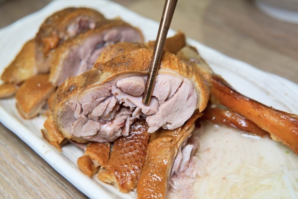 中壢鵝肉飯推薦|偶鵝嚐嚐中壢店,鮮嫩多汁雲林自家鵝!健行科技大學美食、中壢美食小吃、鵝肉專賣店推薦! - 第26張圖 中壢鵝肉飯推薦|偶鵝嚐嚐中壢店,鮮嫩多汁雲林自家鵝!健行科技大學美食、中壢美食小吃、鵝肉專賣店推薦!