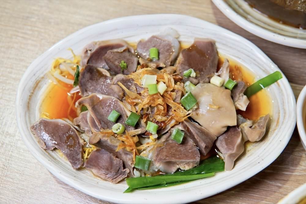 中壢鵝肉飯推薦|偶鵝嚐嚐中壢店,鮮嫩多汁雲林自家鵝!健行科技大學美食、中壢美食小吃、鵝肉專賣店推薦! - 第31張圖 中壢鵝肉飯推薦|偶鵝嚐嚐中壢店,鮮嫩多汁雲林自家鵝!健行科技大學美食、中壢美食小吃、鵝肉專賣店推薦!