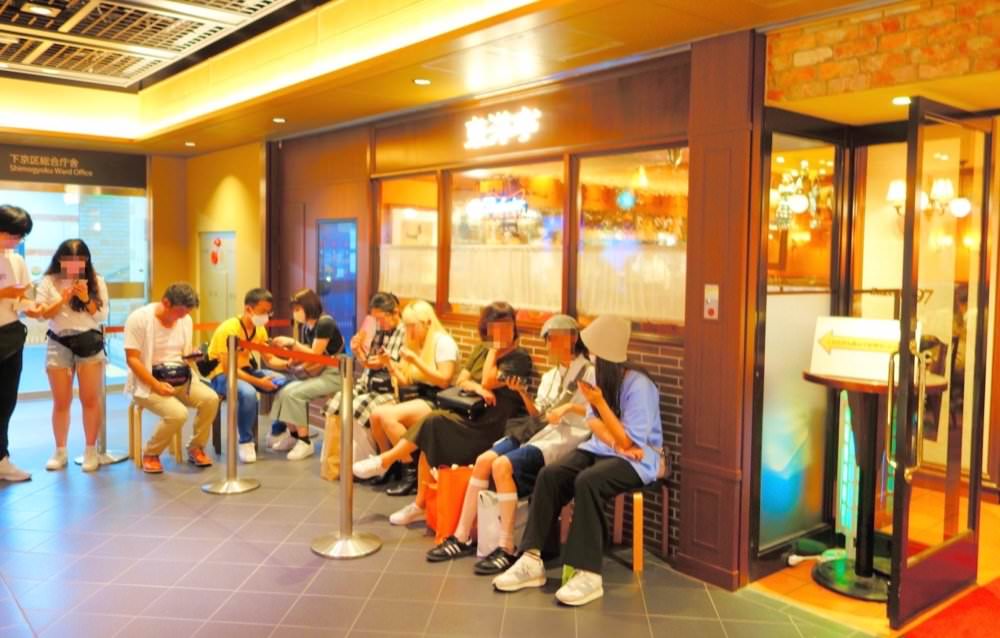 【京都美食推薦】百年老店東洋亭。必吃漢堡排、百年布丁，京都車站美食餐廳推薦！東洋亭京都ポルタ店(Grill Capital Touyoutei-Kyoto Porta)