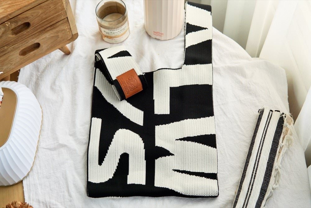 PChomeThai泰國購物分享！免出國採買泰國熱門必買商品690泰銖就免運！泰國BUFFOLLOW重磅針織手提包Vacay開箱