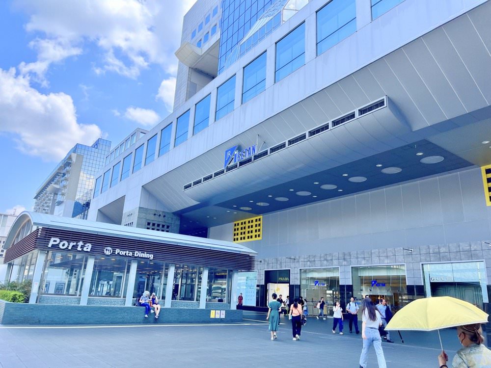 京都飯店推薦｜京都站前里士滿高級飯店 (Richmond Hotel Premier Kyoto Ekimae)免費下午茶點心與Happy Hour喝到飽，交通便利近京都車站/唐吉軻德/友都八喜/鳥貴族