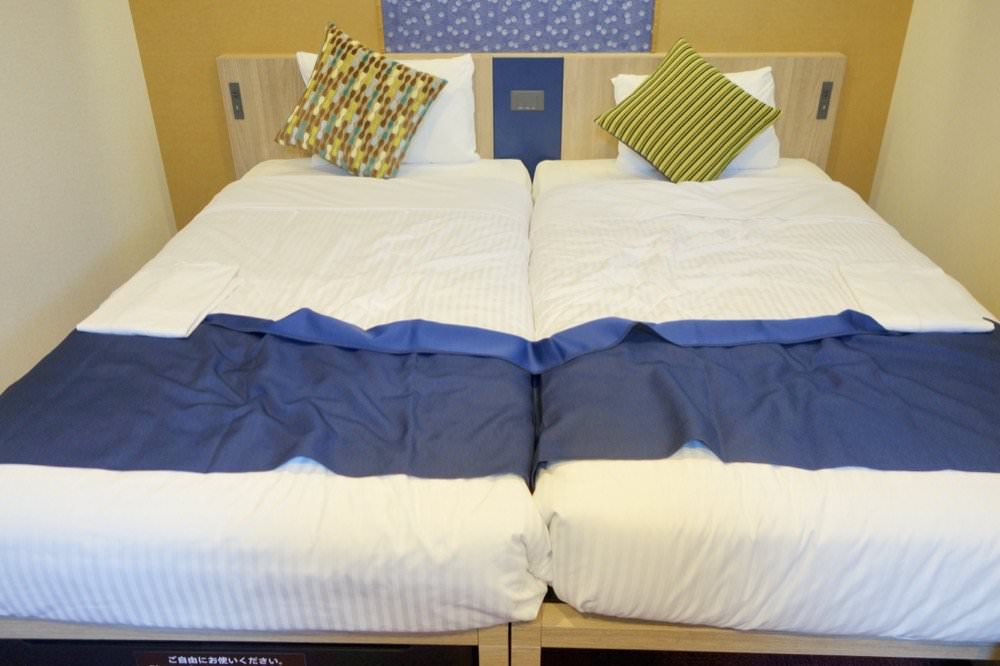 京都公寓式飯店推薦｜京都車站附近【京都七條堀川曼迪高級公寓飯店】和式四人房、上下舖家庭房設備齊全附廚房.洗衣機.烤箱.微波爐.冰箱冷凍庫MONday Apart Premium Kyoto Shichijo Horikawa