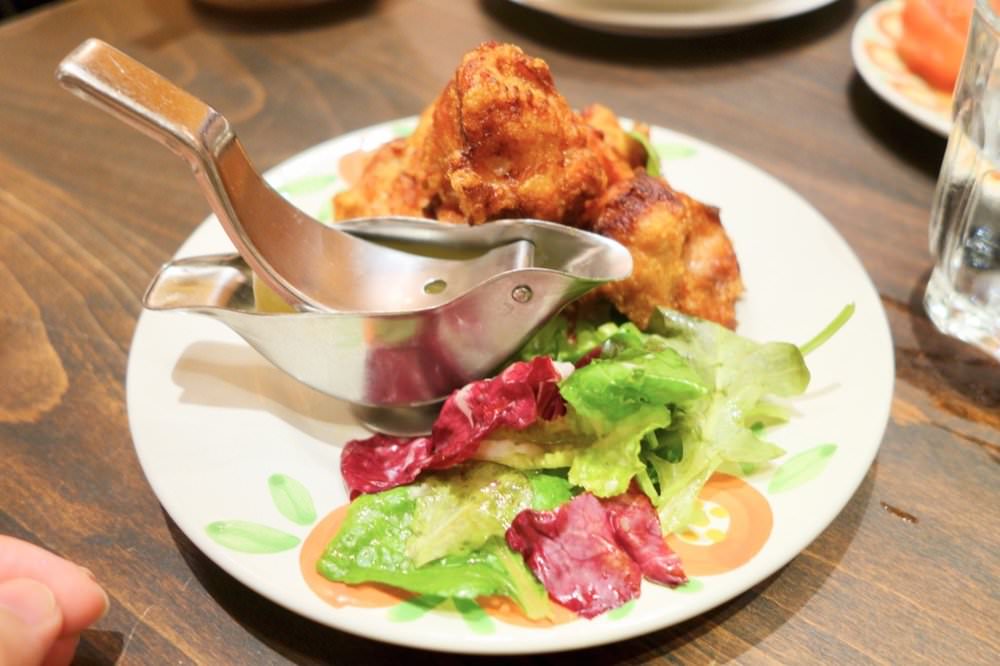 【京都美食推薦】百年老店東洋亭。必吃漢堡排、百年布丁，京都車站美食餐廳推薦！東洋亭京都ポルタ店(Grill Capital Touyoutei-Kyoto Porta)