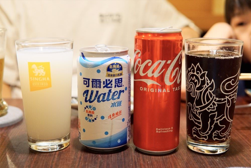 大安區美食推薦【Food二十食堂】超好吃握壽司、生魚片丼飯、一夜干、唐揚雞，新鮮美味日式料理｜大安區平價日料、外送美食推薦！