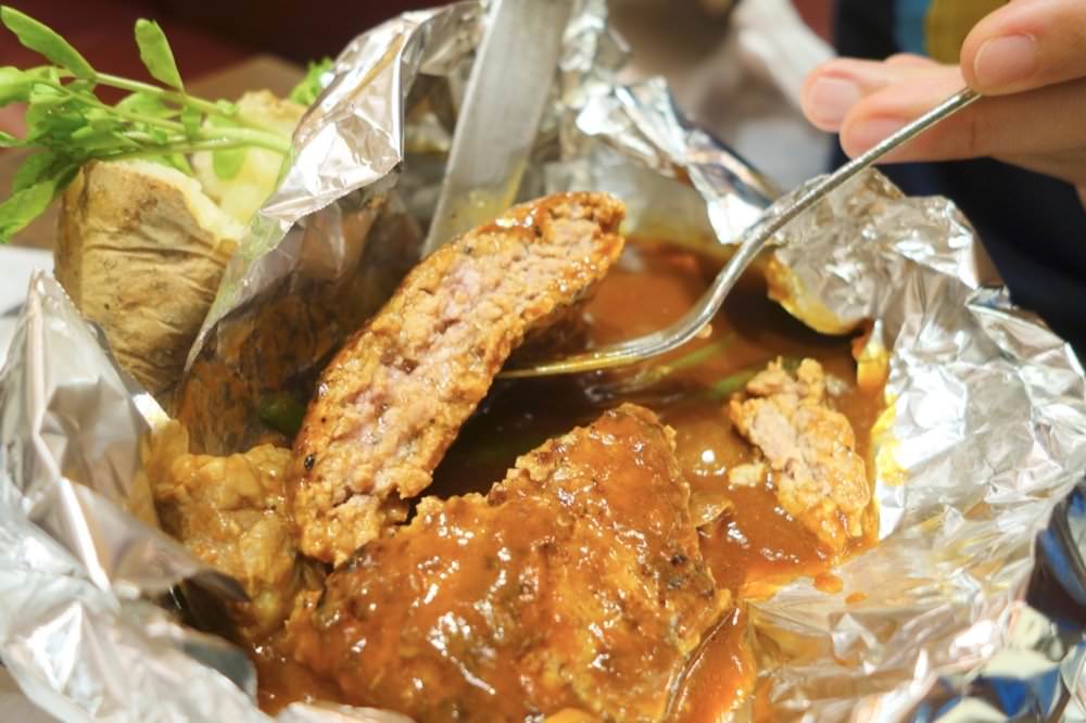 【京都美食推薦】百年老店東洋亭。必吃漢堡排、百年布丁，京都車站美食餐廳推薦！東洋亭京都ポルタ店(Grill Capital Touyoutei-Kyoto Porta)