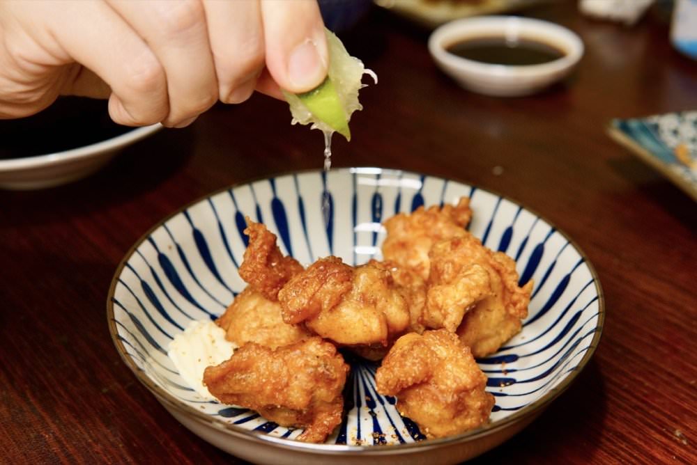 大安區美食推薦【Food二十食堂】超好吃握壽司、生魚片丼飯、一夜干、唐揚雞，新鮮美味日式料理｜大安區平價日料、外送美食推薦！