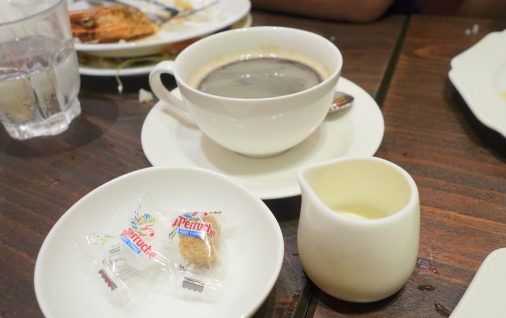 【京都美食推薦】百年老店東洋亭。必吃漢堡排、百年布丁，京都車站美食餐廳推薦！東洋亭京都ポルタ店(Grill Capital Touyoutei-Kyoto Porta)