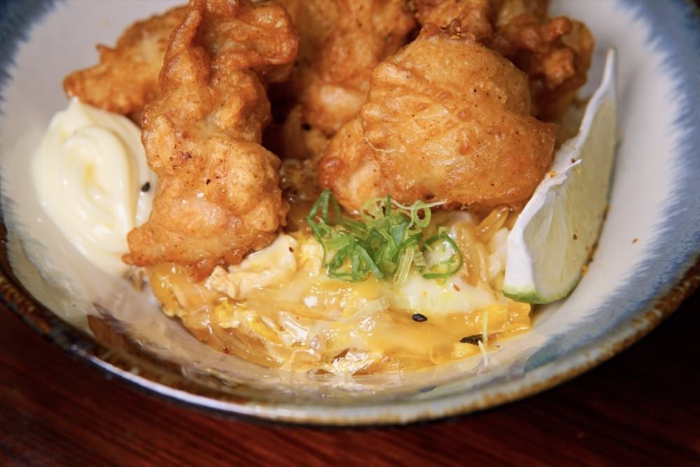 大安區美食推薦【Food二十食堂】超好吃握壽司、生魚片丼飯、一夜干、唐揚雞，新鮮美味日式料理｜大安區平價日料、外送美食推薦！