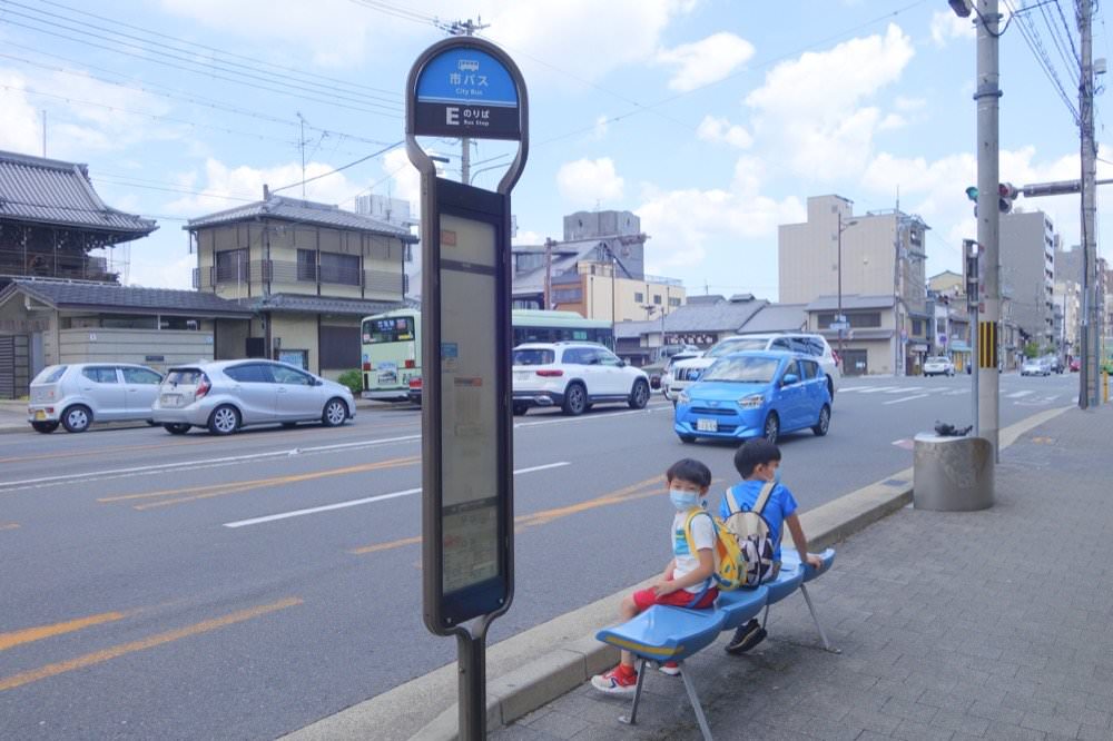 京都公寓式飯店推薦｜京都車站附近【京都七條堀川曼迪高級公寓飯店】和式四人房、上下舖家庭房設備齊全附廚房.洗衣機.烤箱.微波爐.冰箱冷凍庫MONday Apart Premium Kyoto Shichijo Horikawa