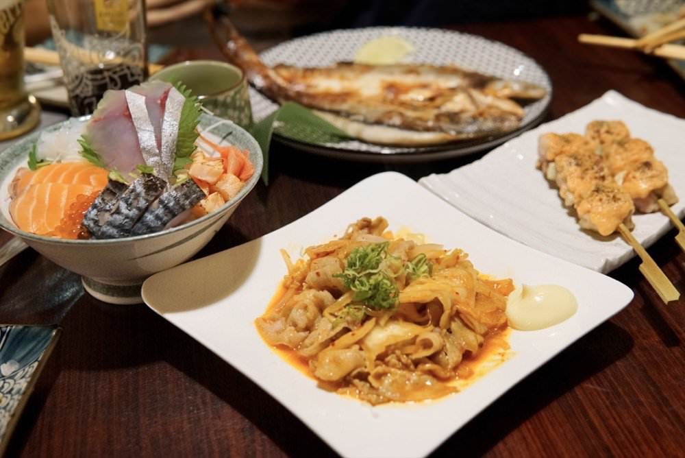 大安區美食推薦【Food二十食堂】超好吃握壽司、生魚片丼飯、一夜干、唐揚雞，新鮮美味日式料理｜大安區平價日料、外送美食推薦！