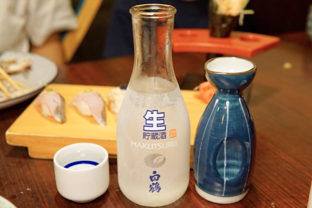 大安區美食推薦【Food二十食堂】超好吃握壽司、生魚片丼飯、一夜干、唐揚雞，新鮮美味日式料理｜大安區平價日料、外送美食推薦！