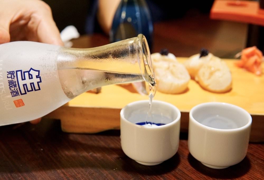 大安區美食推薦【Food二十食堂】超好吃握壽司、生魚片丼飯、一夜干、唐揚雞，新鮮美味日式料理｜大安區平價日料、外送美食推薦！