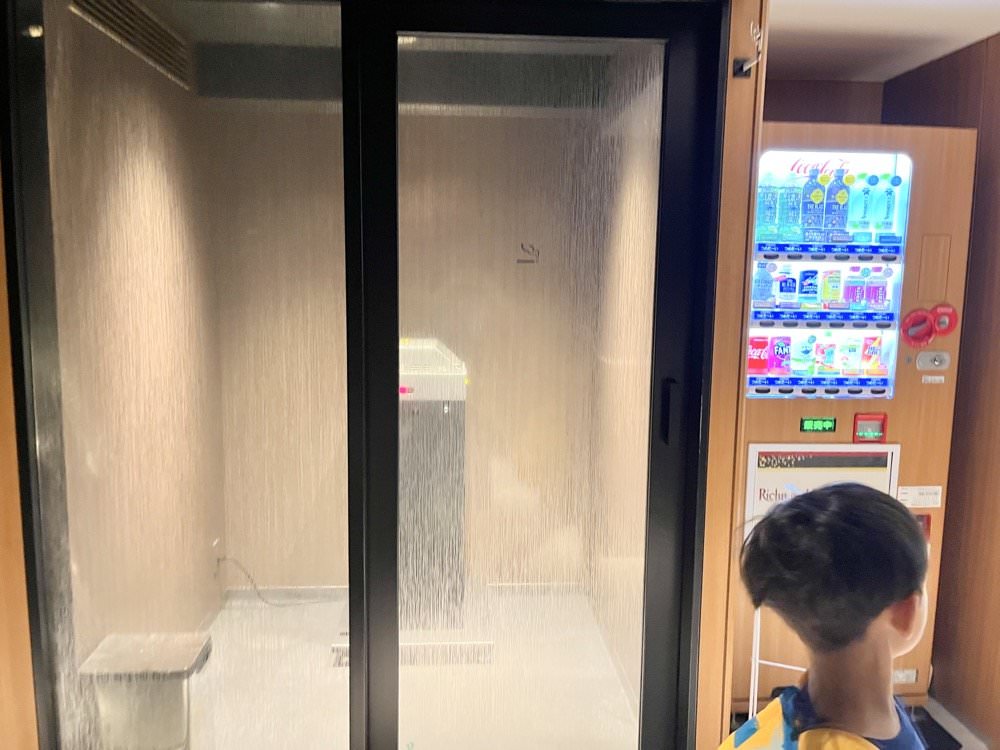 京都飯店推薦｜京都站前里士滿高級飯店 (Richmond Hotel Premier Kyoto Ekimae)免費下午茶點心與Happy Hour喝到飽，交通便利近京都車站/唐吉軻德/友都八喜/鳥貴族