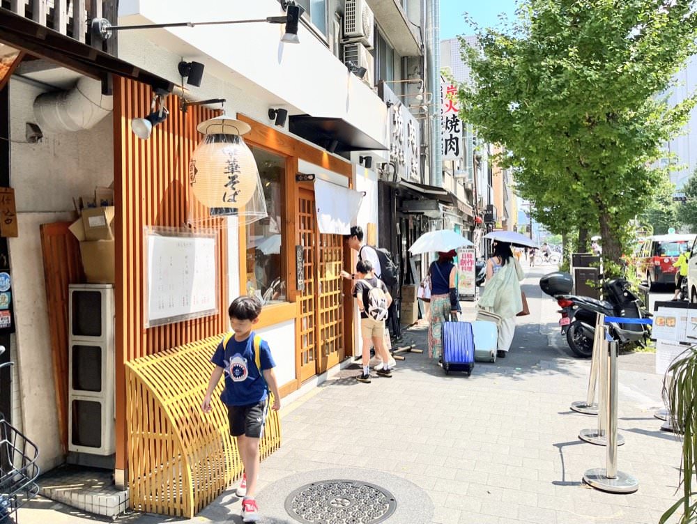 京都飯店推薦｜京都站前里士滿高級飯店 (Richmond Hotel Premier Kyoto Ekimae)免費下午茶點心與Happy Hour喝到飽，交通便利近京都車站/唐吉軻德/友都八喜/鳥貴族