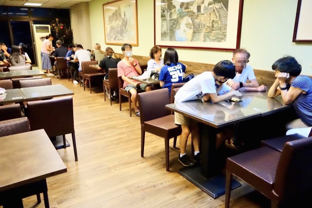 桃園中壢美食【一張桌麵食】飄香數十載的老字號眷村麵食館