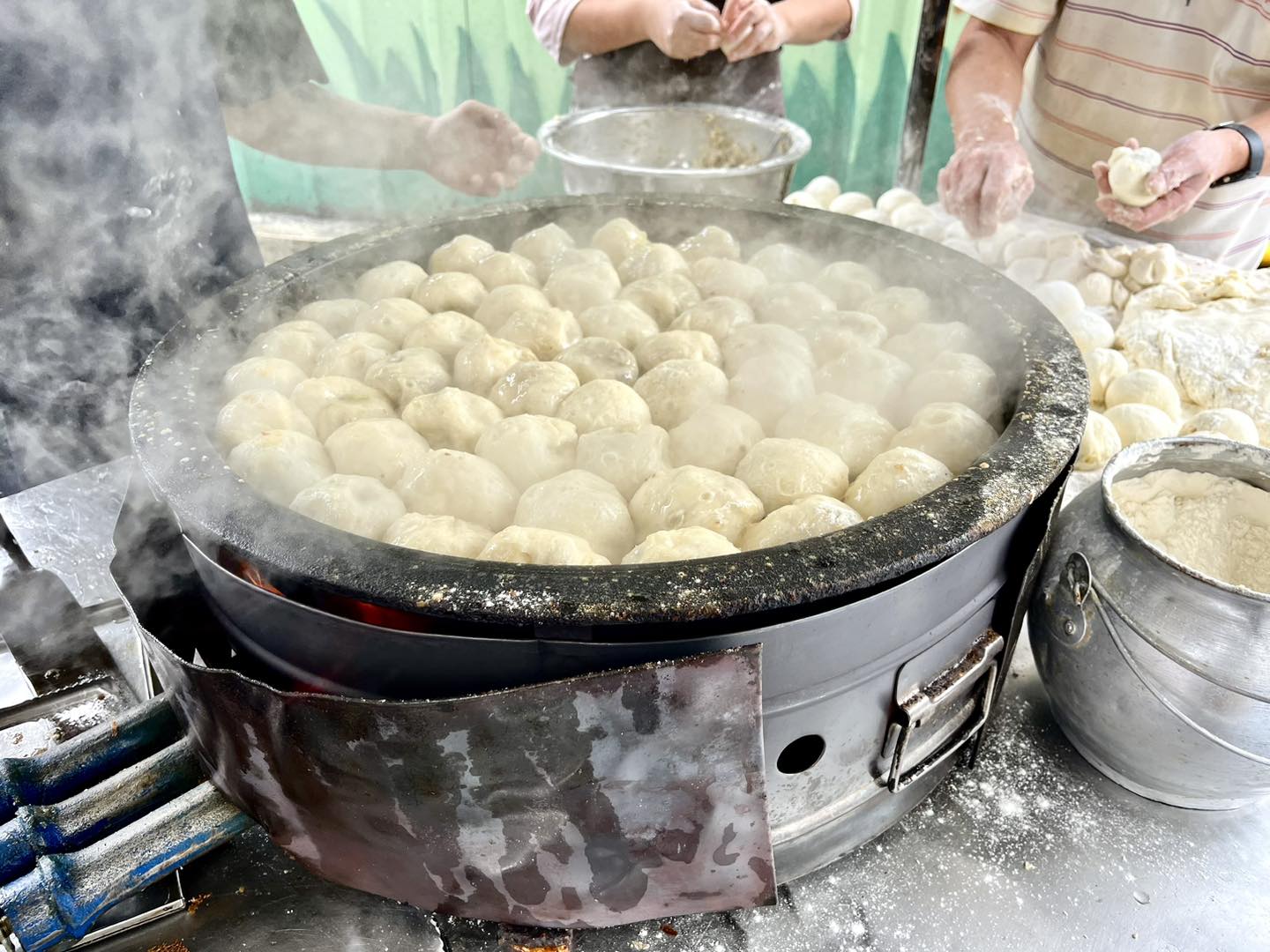 中壢水煎包推薦｜中央西路無名水煎包，飄香50年的在地好味道