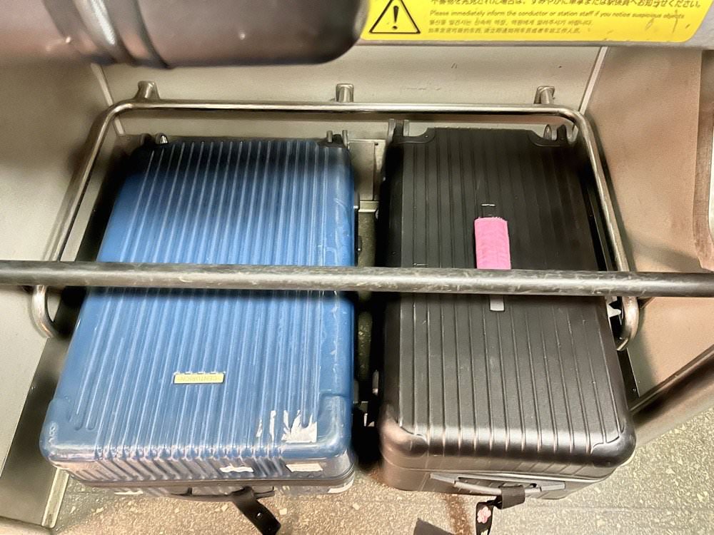 【關西機場-京都交通】搭乘JR HARUKA關西機場特快列車到京都車站！Hello Kitty彩繪列車直達京都市區！