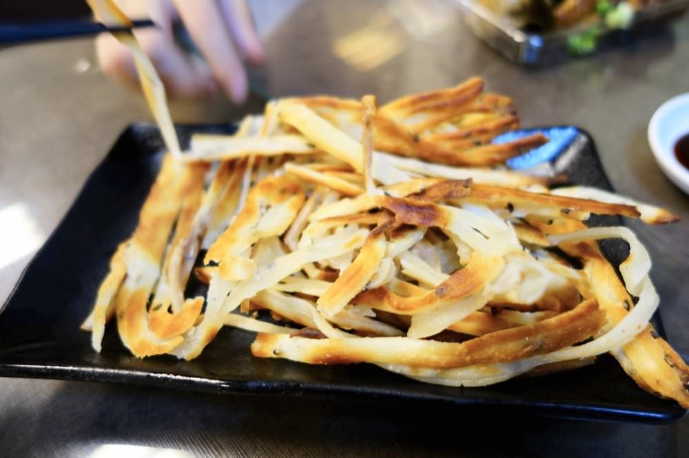 桃園中壢美食【一張桌麵食】飄香數十載的老字號眷村麵食館