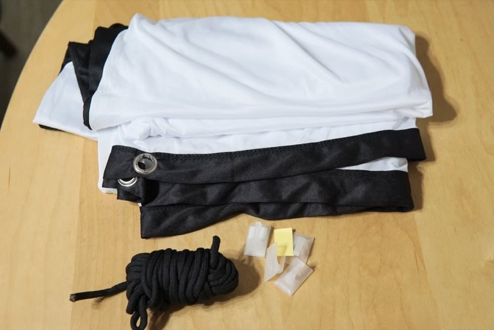 SANSUI 山水微型行動智慧高亮度投影機SPJ-MO｜居家、外出露營都方便！投影機推薦！